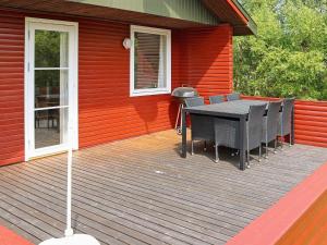 6 person holiday home in Hadsund