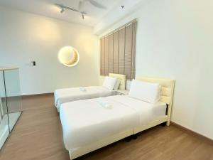 Moonhaus - The Apple Melaka