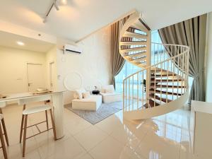 Moonhaus - The Apple Melaka