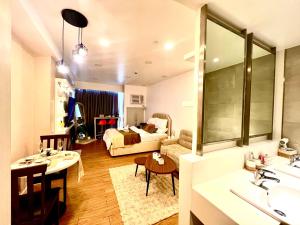 The Hotel Residences at Novotel Suites- Near Rockwell in Makati