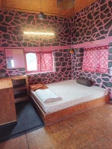 Pink House Vattakanal Kodaikanal