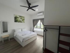Alur Homestay Casa 4 Bedrooms