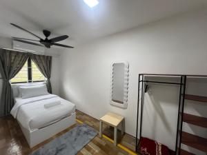 Alur Homestay Casa 4 Bedrooms