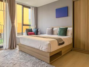 The Base Rise A Cozy Room near Central Phuket Studio Room Pool View