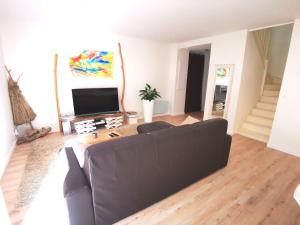 Appartement 90 m2 avec parking terrasse balcons, proche du port et plages