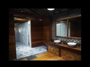 International Cruisers Seafront Beach Resort and Farm