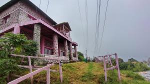 PINK HOUSE DORMENTRY Vattakanal