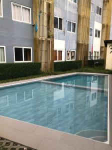 Doc Azenith Presidential Suite - Cebu Mactan Airport Condo - Pilot