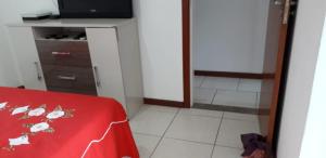 Apartamento de 2 quartos na beira mar para 8 pessoas, amplo com varanda, mercado 24 horas, farmacia e restaurante no próprio condomínio