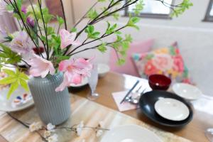 Kameari House Serene Japanese-Inspired Stay in Residential Tokyo