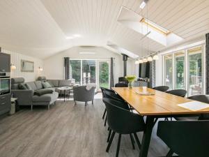 8 person holiday home in Væggerløse