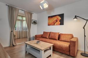 Konstanzer Tudor 3 - 2 camere, bucatarie, masina de spalat