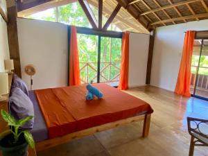 Spacious 2BR Villa with Garden