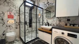 5 km to Alacati, Luxury Villa with Garden and Pool