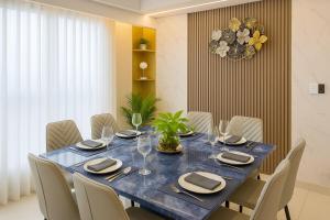 Spacious 5-Bedroom Luxury Apartment Across Okada