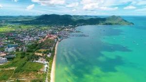 Beach Front Condo Centerviews Bangsaray Floor 7