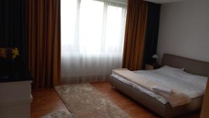 VillaWeb entire house for 10pers,just 5min to the center