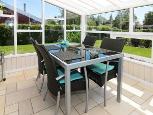 6 person holiday home in Hadsund