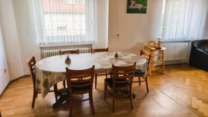 Ferienwohnung 1 mit Garten