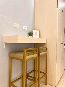 Stylish Studio Unit with Balcony in Grace Residences