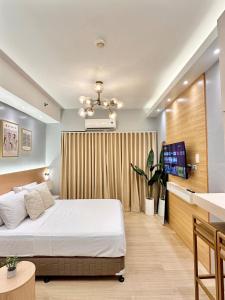 Stylish Studio Unit with Balcony in Grace Residences