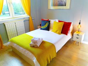 Bright & Spacious Flat by Murrayfield Stadium