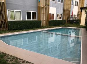 Doc Azenith Presidential Suite - Cebu Mactan Airport Condo - Sandria Nicole