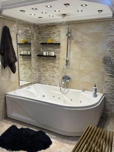 شقه مفروشه مجهزة