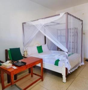 Zanz 14 Beach Bungalow