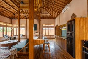 Villa Spring - Seasons