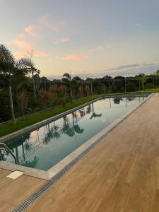 Apartamento 2 quartos condomínio com piscina