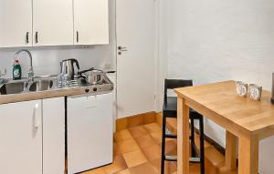 1 Bedroom Awesome Apartment In Ystad