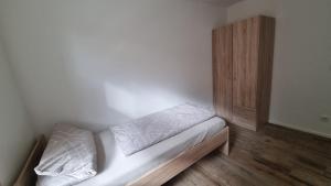 Möblierte 3-Zimmerwohnung in Weißenfels nahe Leuna, Leipzig mit WLAN und Waschmaschine