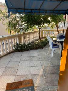 Fontana Apartments 1A