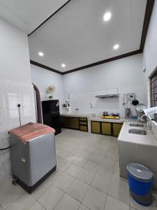 PD Shell Gate Home Stay