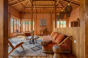 Villa Autumn - Seasons