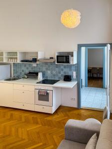 Premium Lily Apartment