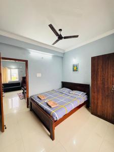 Penthouse Delight 2BHK Flat near Wipro Circle