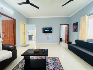 Penthouse Delight 2BHK Flat near Wipro Circle
