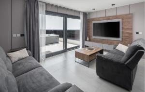 Cozy Apartment In Tar With Wifi 