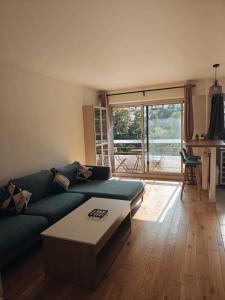 Quiet Garden-Facing Retreat