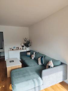 Quiet Garden-Facing Retreat