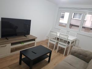 5 bedroom apartment 900 meters from the beach