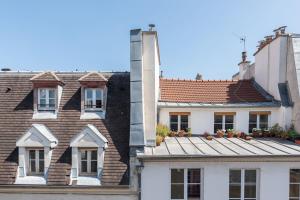 Spacious cocoon in the Marais