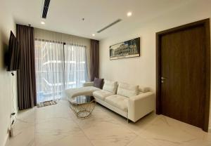 Shi House- 2BR Buliding BE5 Beverly &View Pool