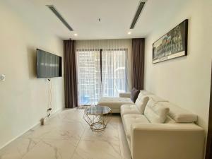 Shi House- 2BR Buliding BE5 Beverly &View Pool