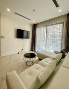 Shi House- 2BR Buliding BE5 Beverly &View Pool