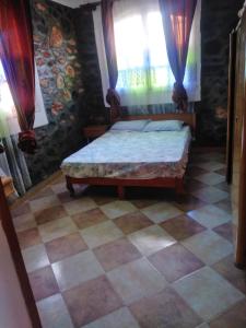 Villa de campagne en hauteur avec vue sublime sur mer et forêt