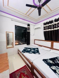 New khandelwal Guest House