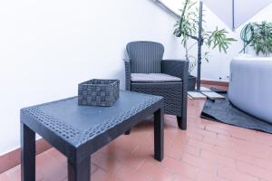 Zen Jacuzzi Retreat mit Terrasse Garage und 24 7 Check in Netflix und Disney Plus